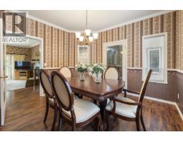 26350 Trethewey Crescent, Maple Ridge, BC V2W1A5 Photo 8
