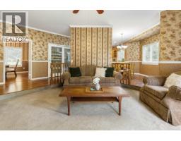 26350 Trethewey Crescent, Maple Ridge, BC V2W1A5 Photo 14