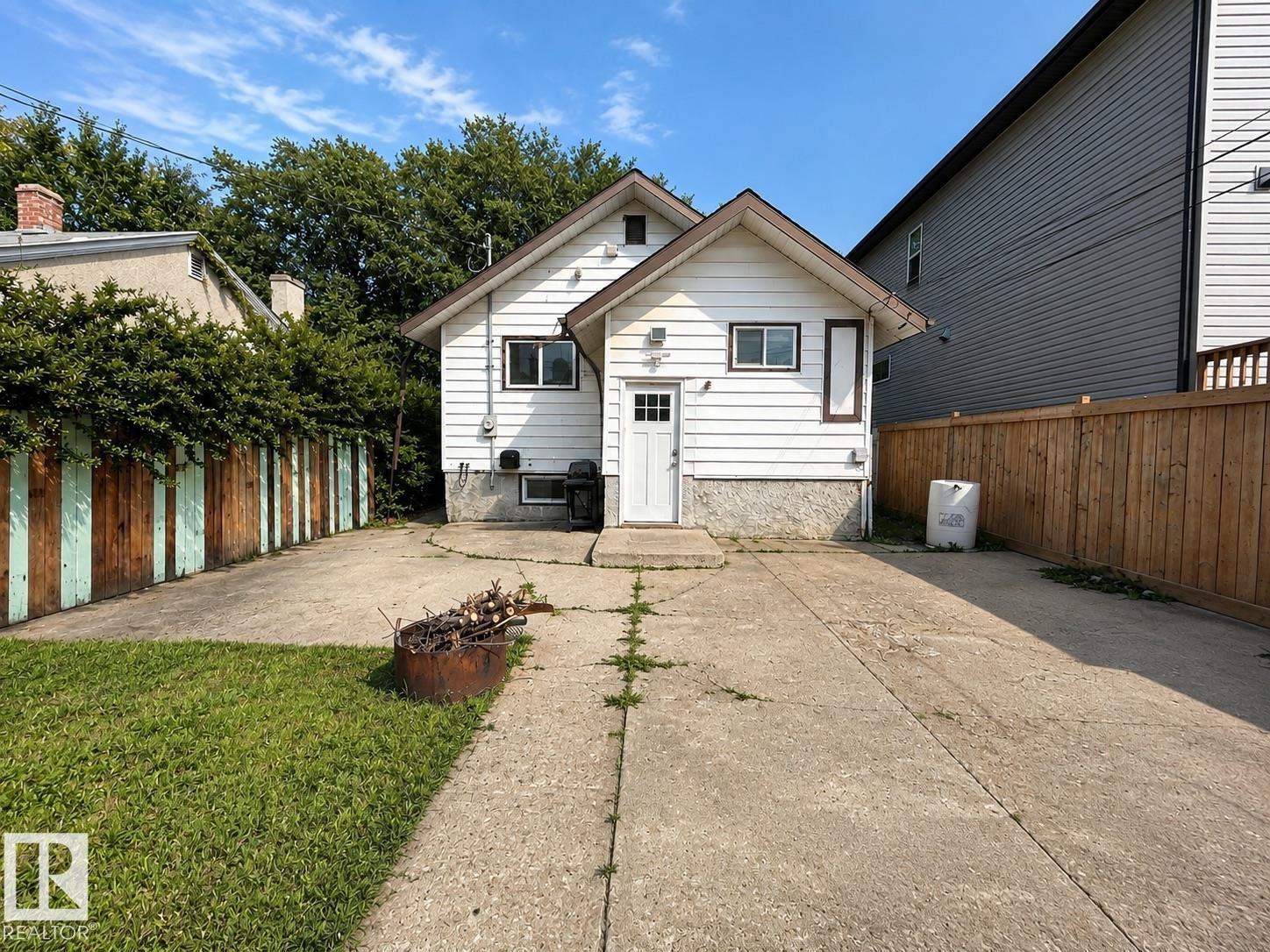 11934 64 ST NW - Image 17