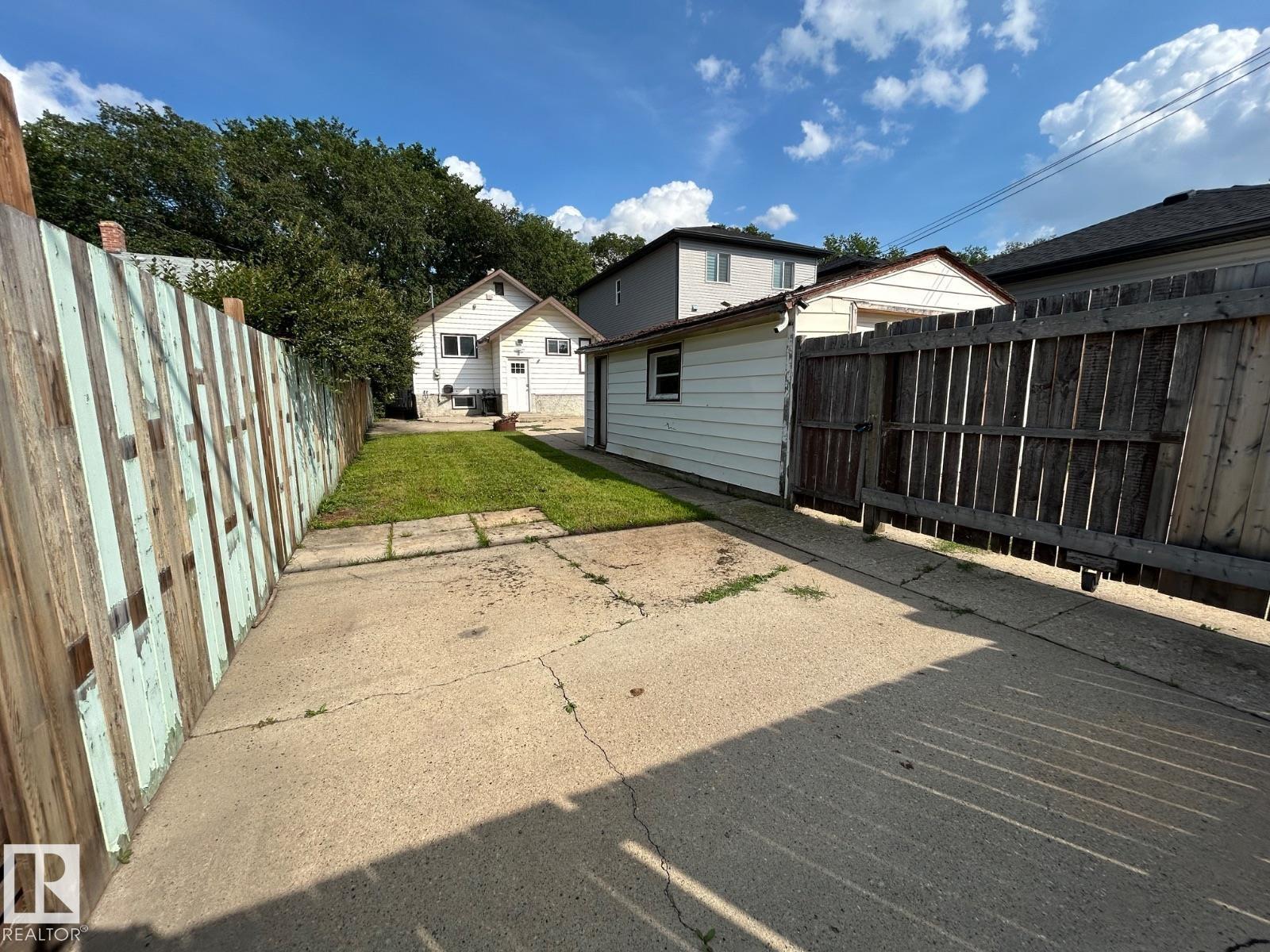11934 64 ST NW - Image 21
