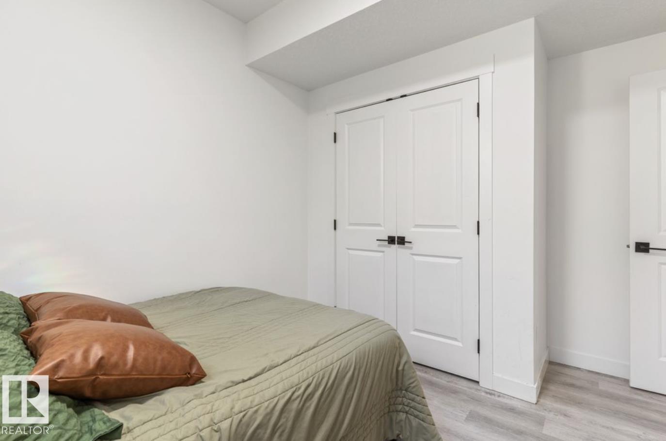 19703 29 Avenue NW - Image 36