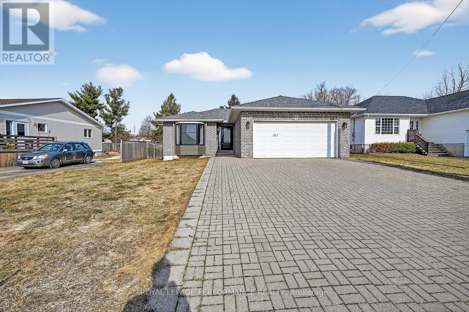 107 LORNE STREET - 5