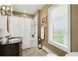 70 Maple Avenue, Smiths Falls, ON K7A2A7 Photo 31