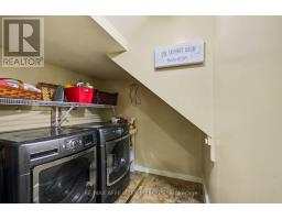 70 Maple Avenue, Smiths Falls, ON K7A2A7 Photo 37