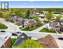 70 Maple Avenue, Smiths Falls, ON K7A2A7 Photo 42