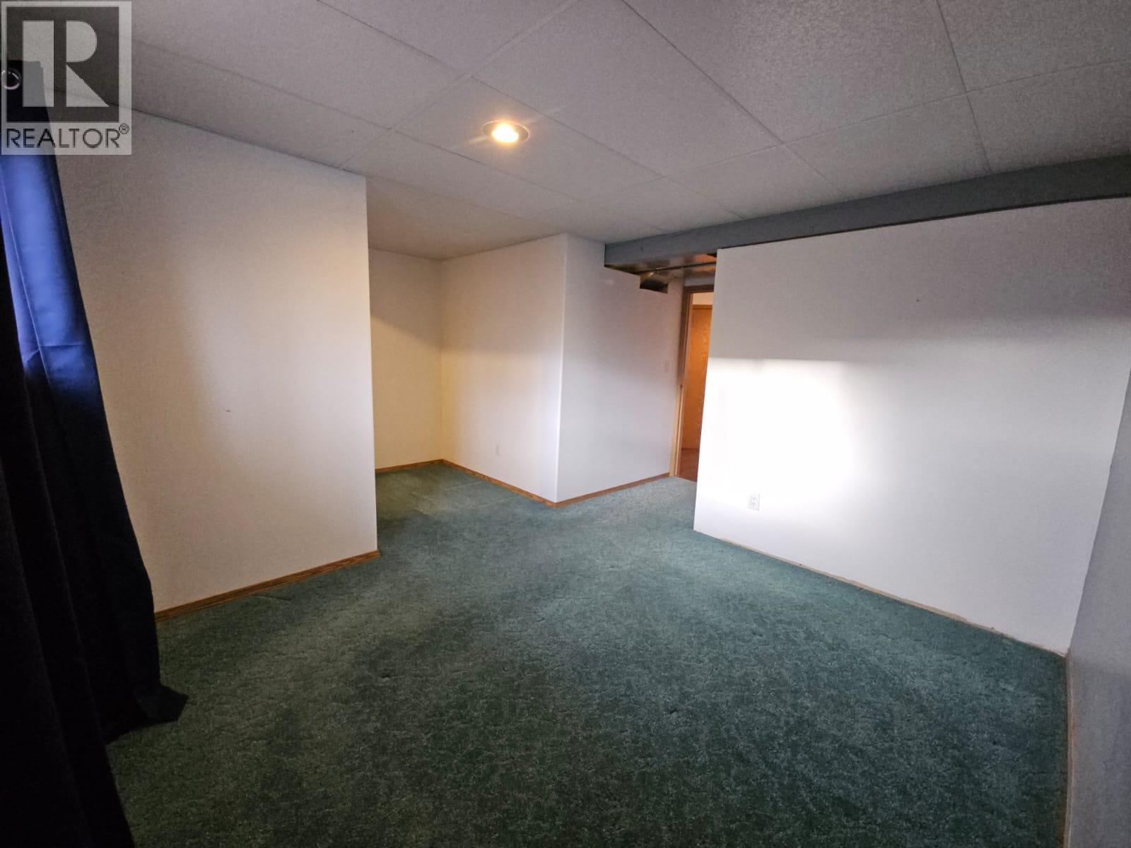 4013 52 Avenue NE - 48