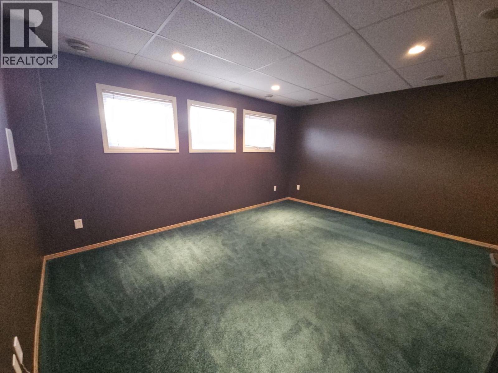 4013 52 Avenue NE - 34