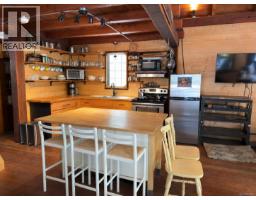 230 Halibut Hill, Mudge Island, BC V0R1X6 Photo 8
