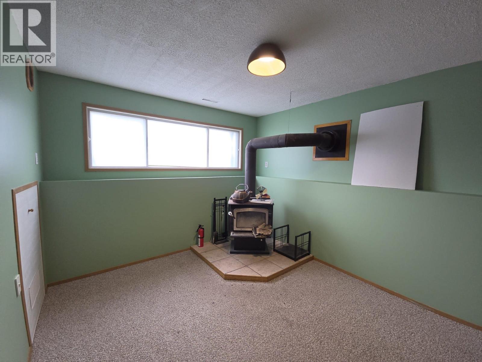 16 Kiskatinaw Place - 28