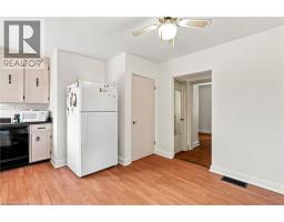 Eat in kitchen - 241 East 44th Street, Hamilton, ON L8T3H7 Photo 10