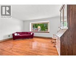 Bedroom - 241 East 44th Street, Hamilton, ON L8T3H7 Photo 7
