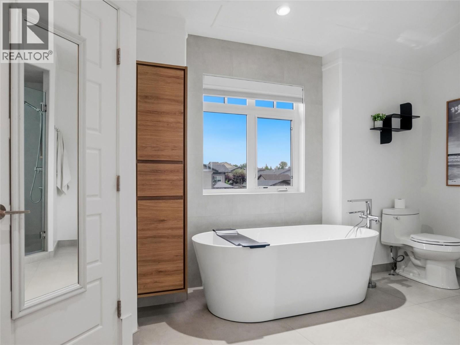 8701 19A Street - Image 20