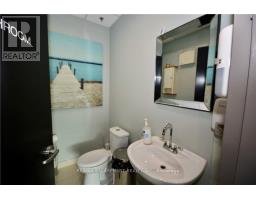 204 - 325 Winterberry Drive, Hamilton, ON L8J0B6 Photo 12