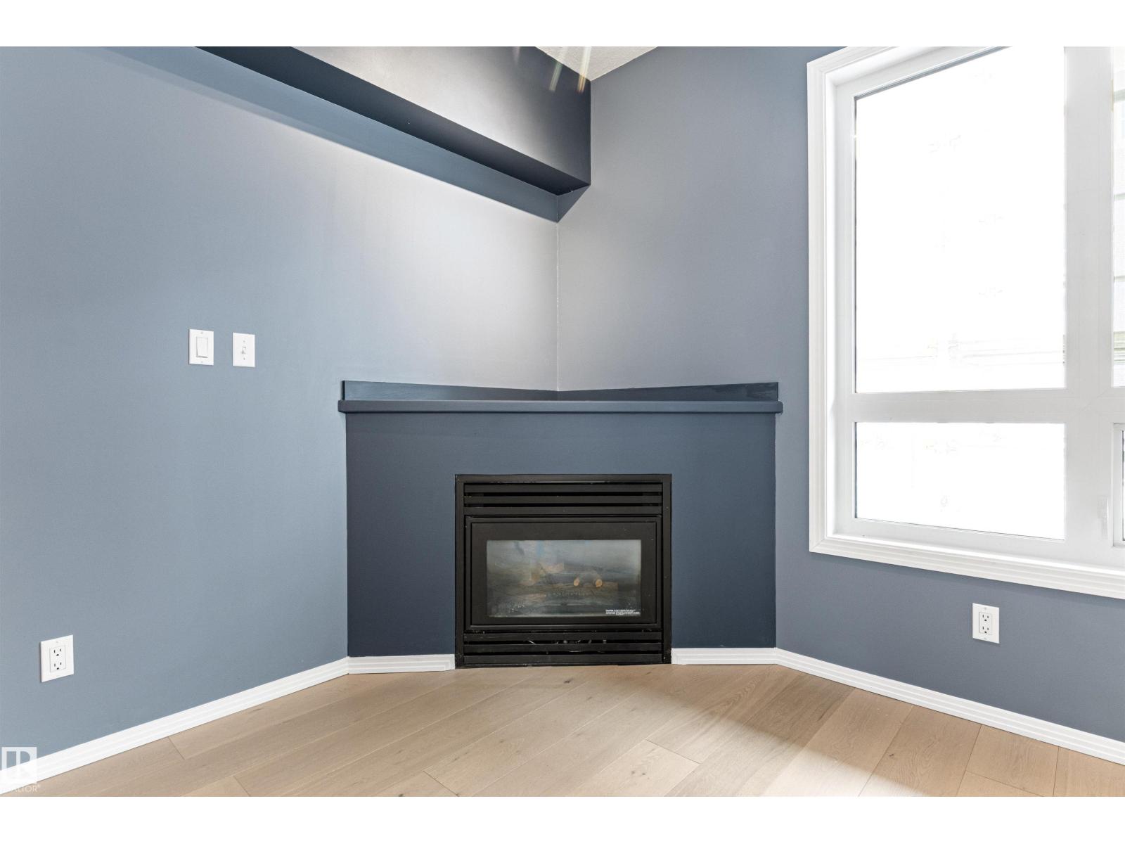 #417 10717 83 AV NW - Image 18