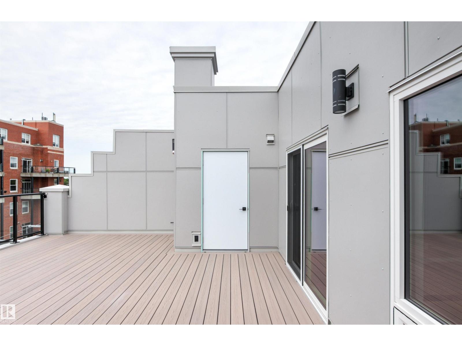 #417 10717 83 AV NW - Image 36