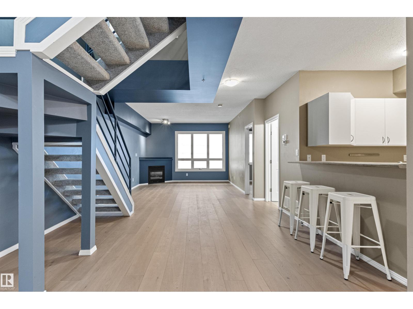 #417 10717 83 AV NW - Image 12