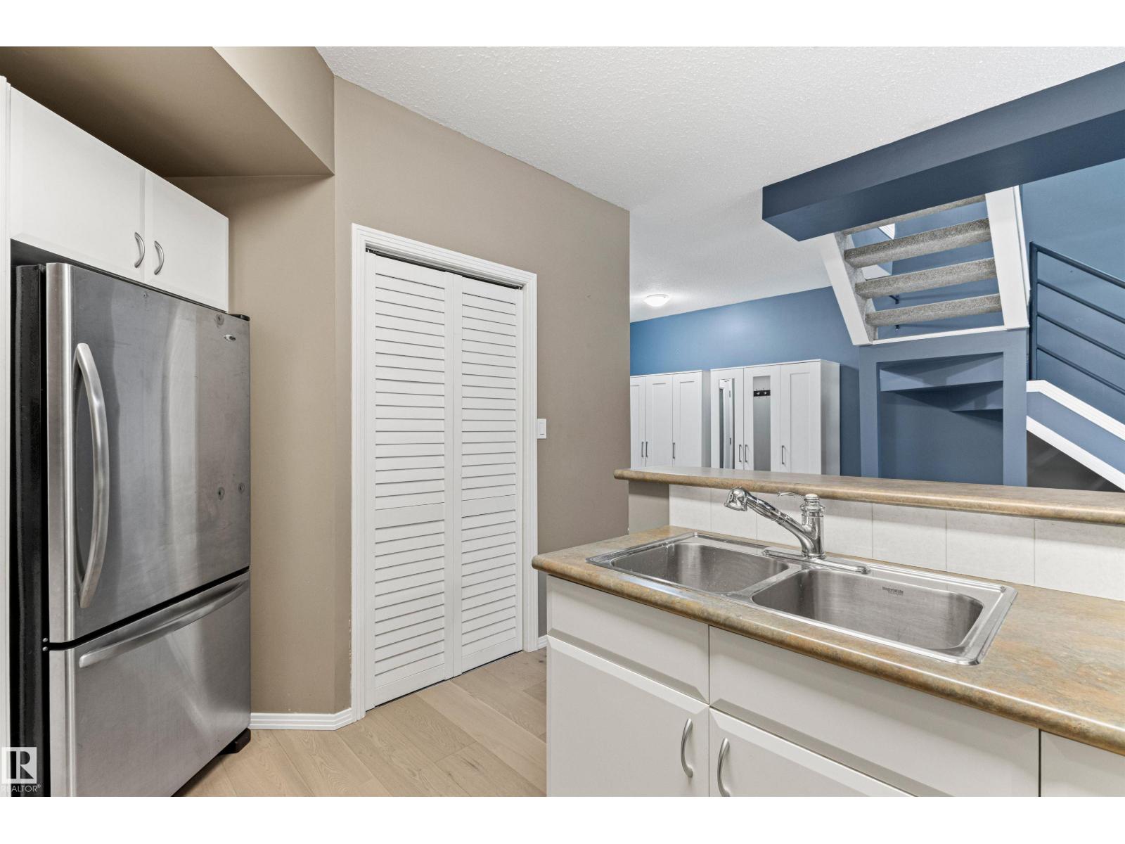 #417 10717 83 AV NW - Image 15