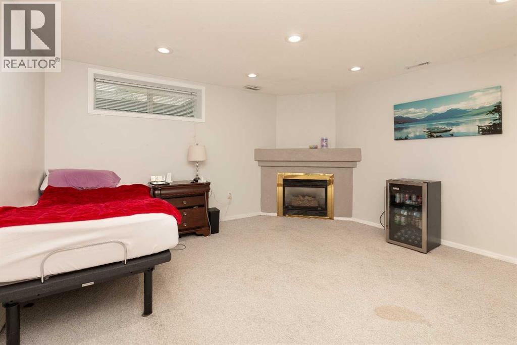 14 Heritage Road W - 18