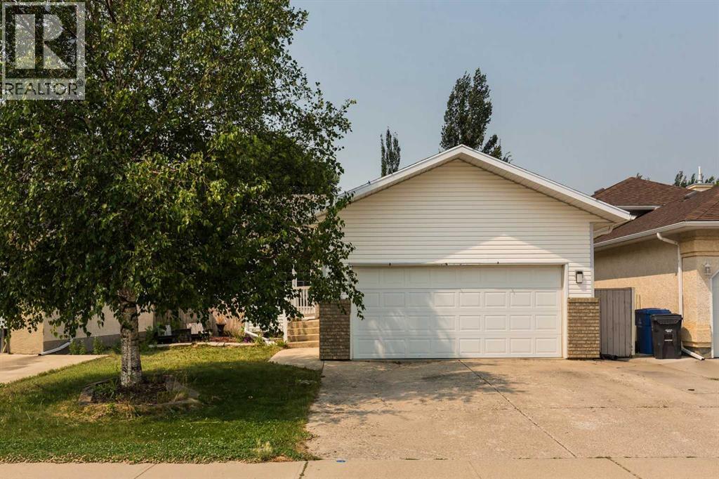 14 Heritage Road W - 2