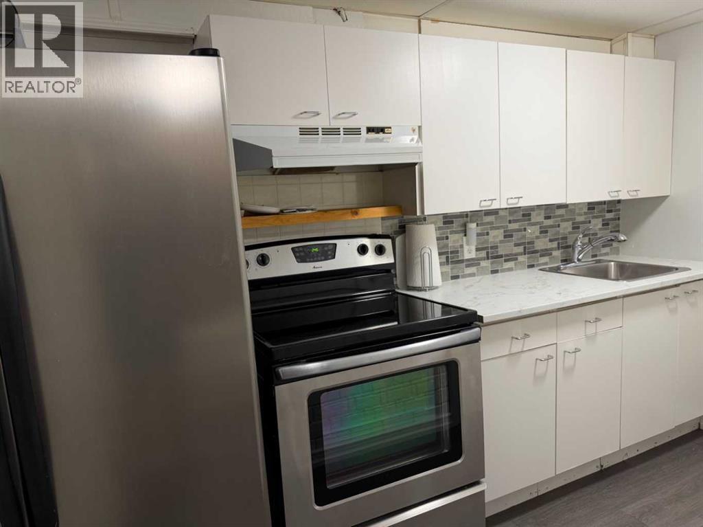 203 2 Street Northeast - Photo 29