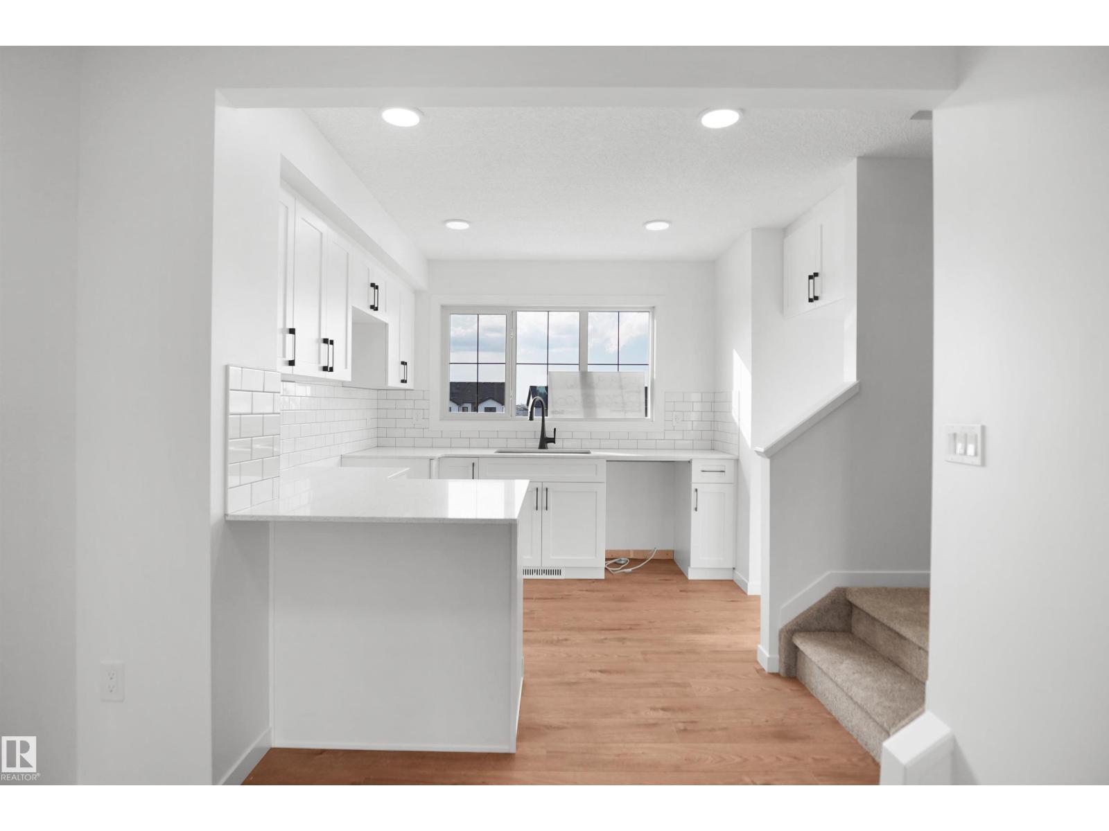 1429 9 Street NW - Photo 8