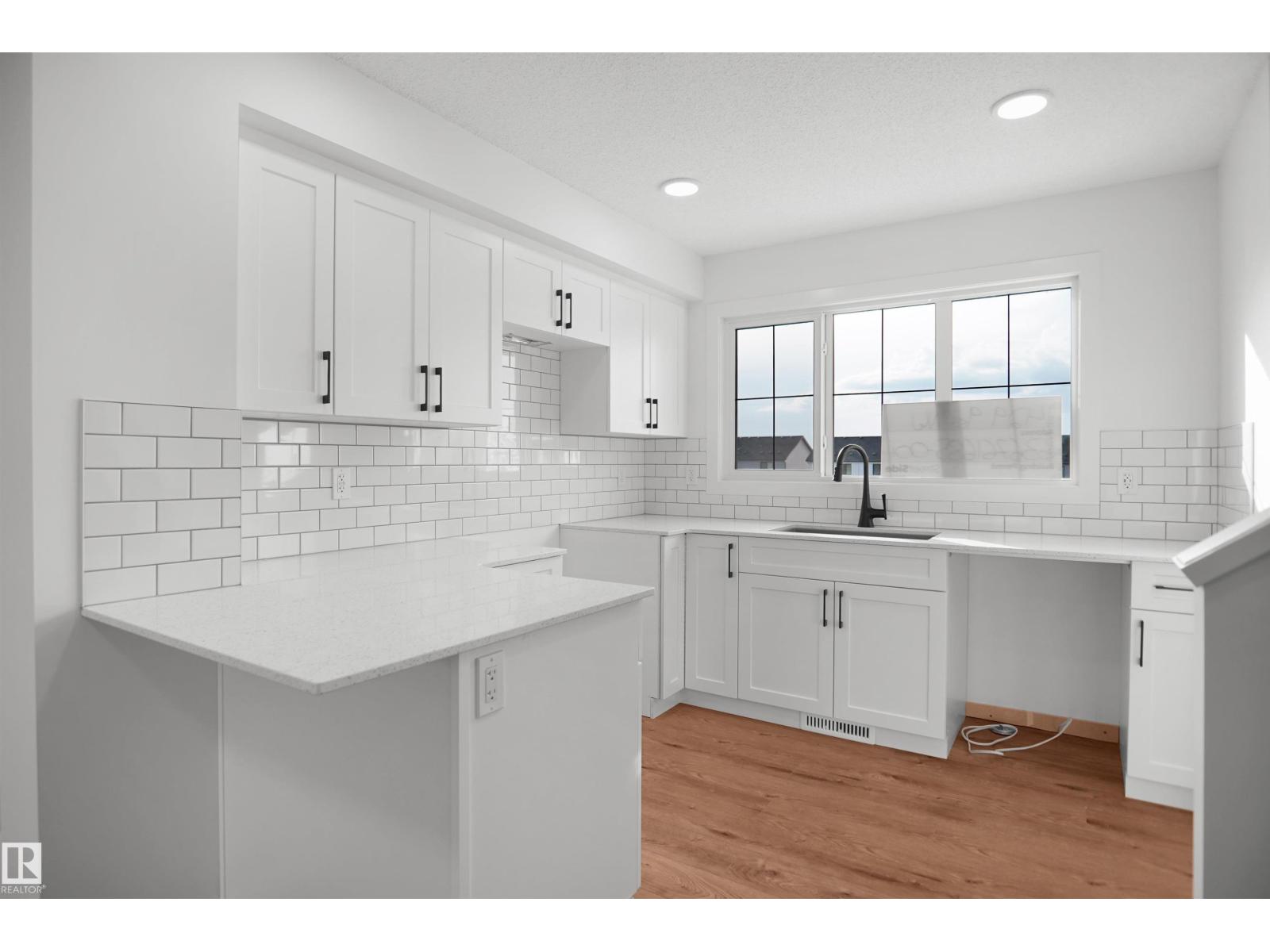 1429 9 ST NW - 9