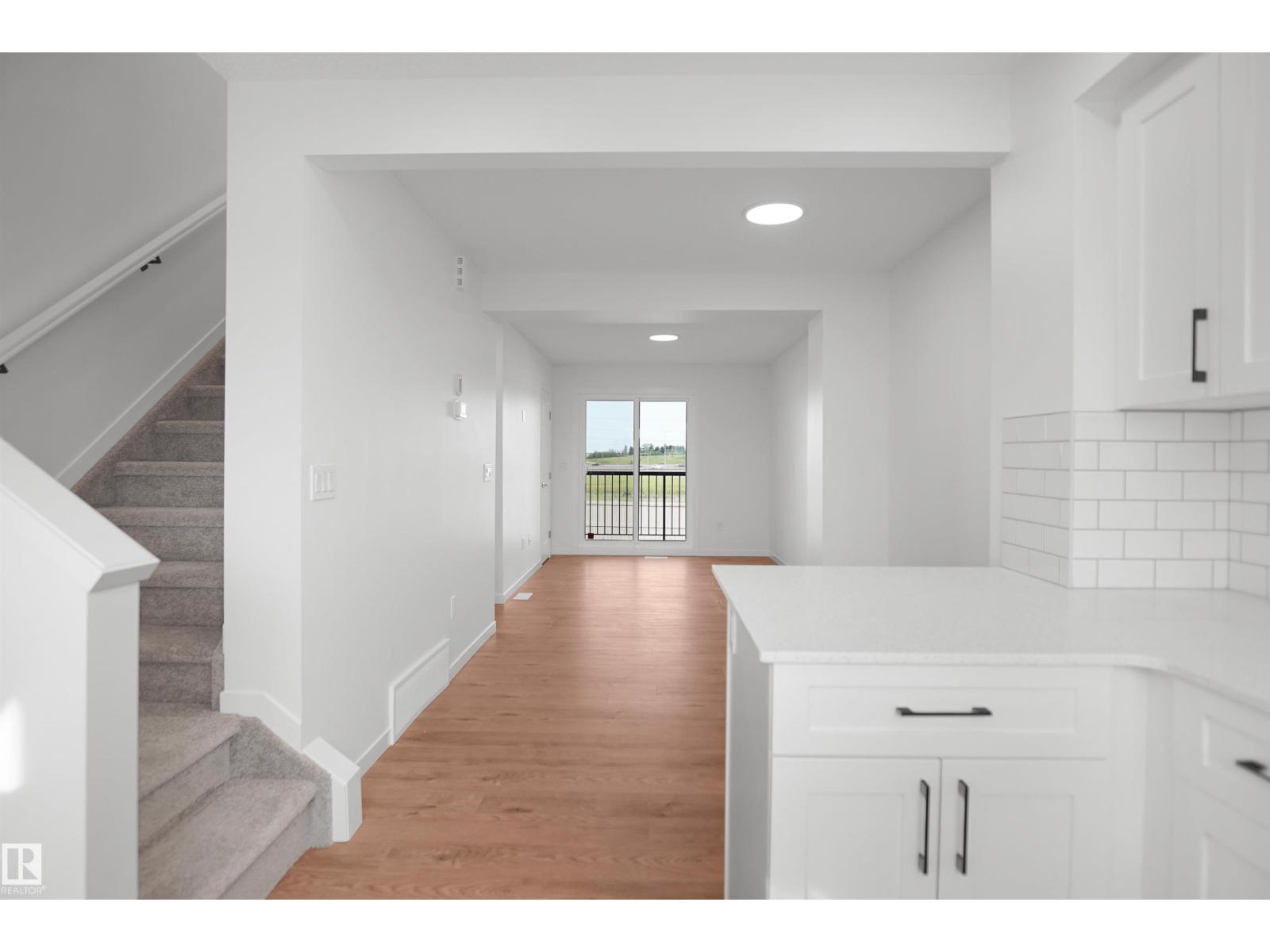 1429 9 Street NW - Photo 12