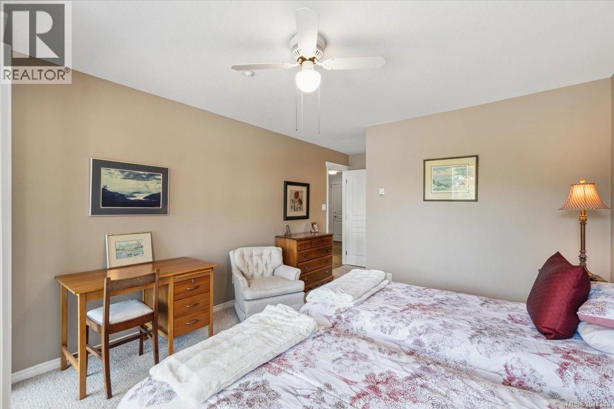#307 6738 Dickinson Rd - 9