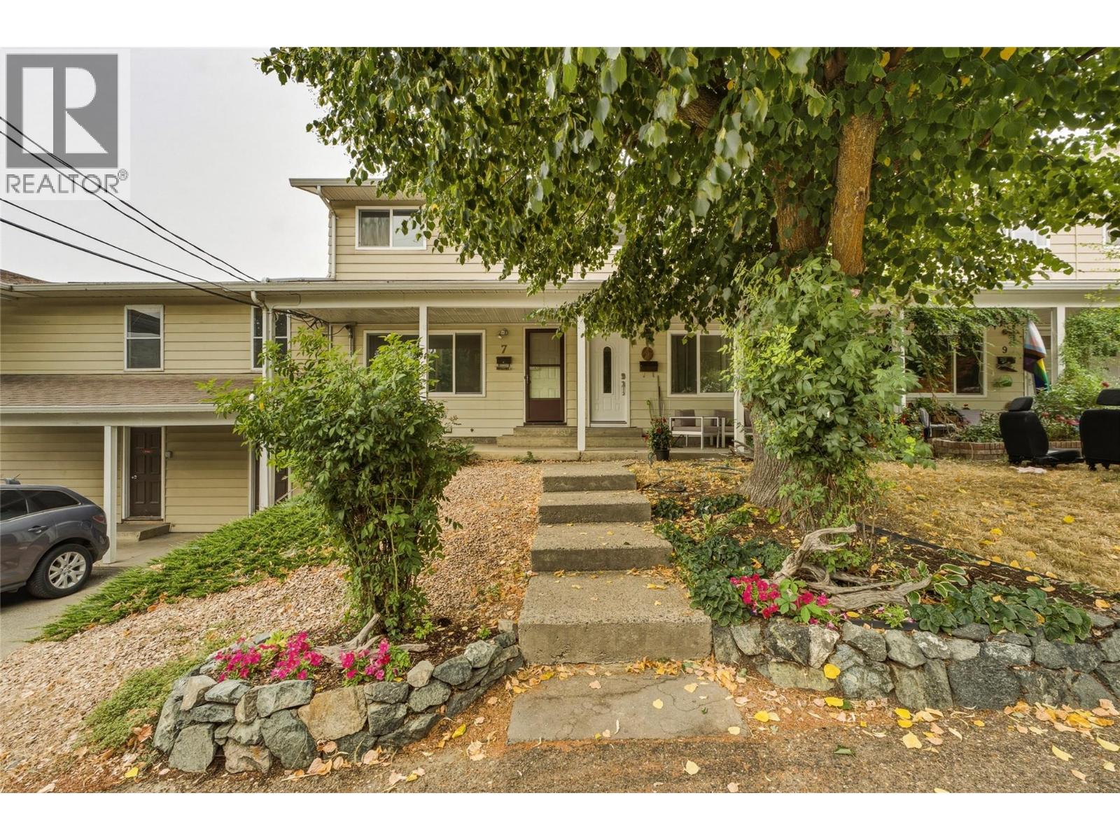 3807 32 Avenue Unit# 7