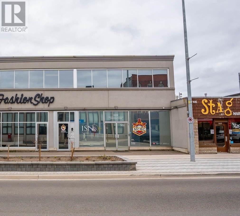 551 Queen ST