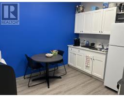 551 Queen St, Sault Ste  Marie, ON P6A2A3 Photo 6