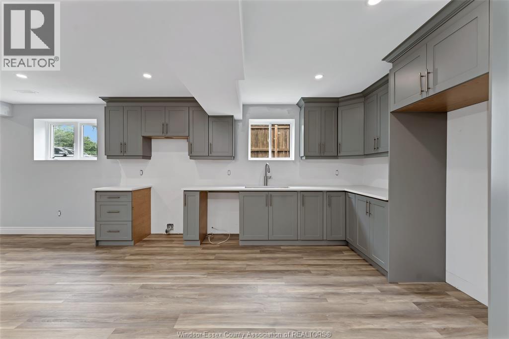 1505 MICHIGAN AVE. - 26