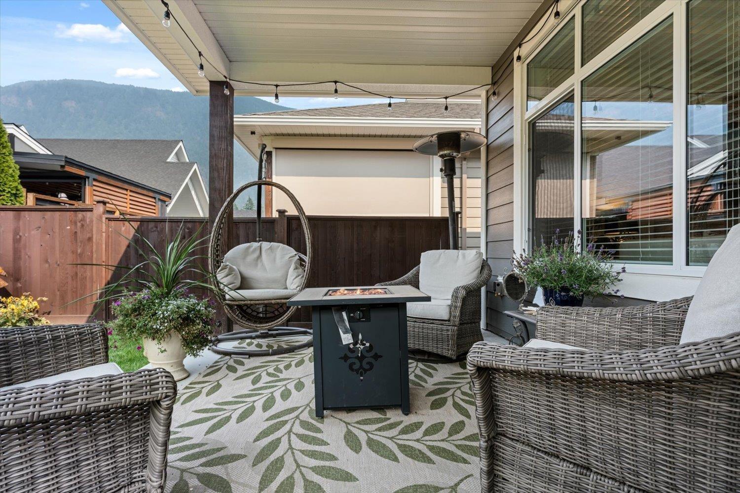 34 628 MCCOMBS DRIVE, Harrison Hot Springs, Harrison Hot Springs
