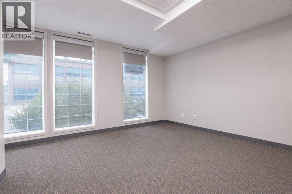 10104 97 Avenue - Photo 12
