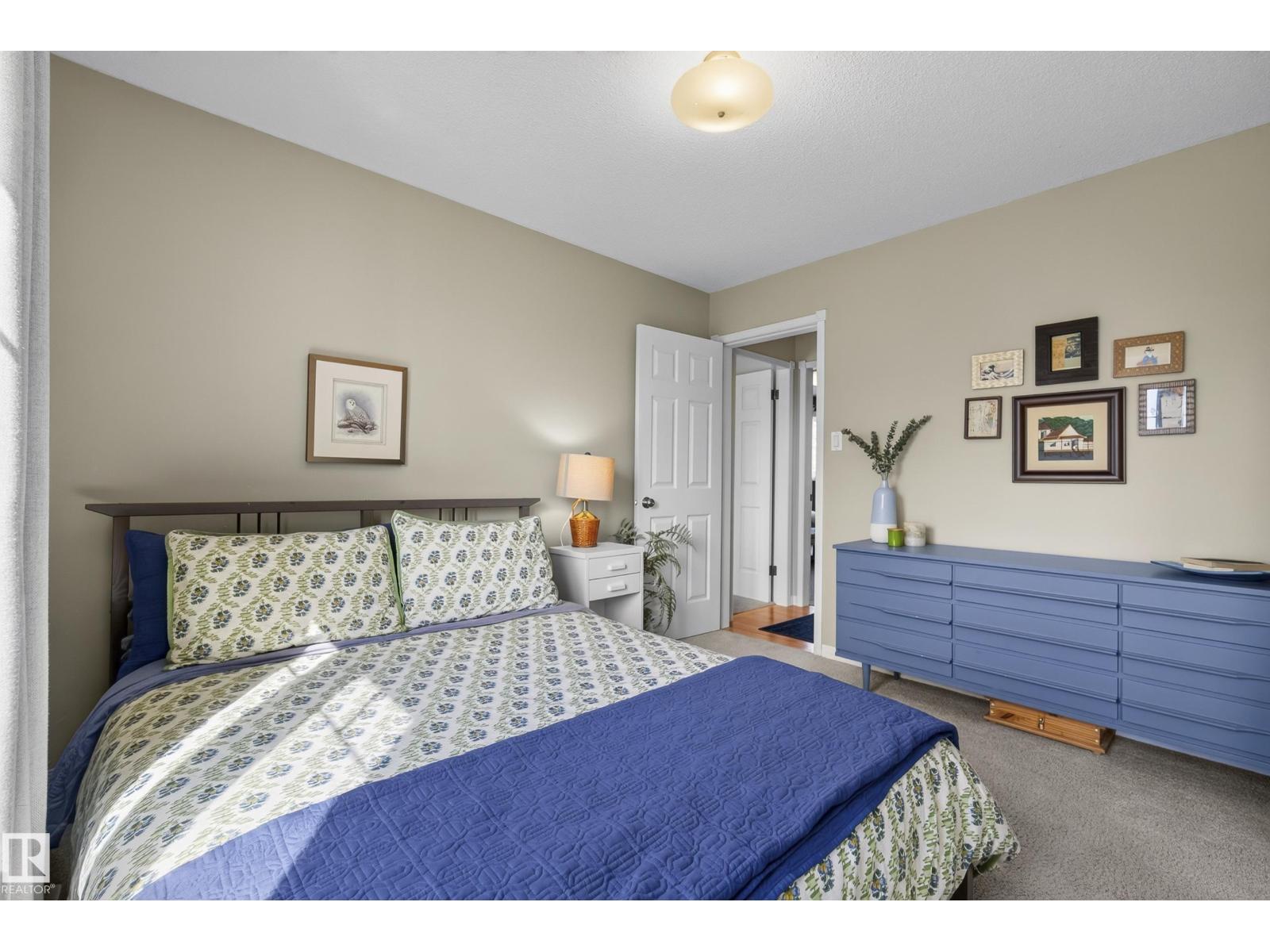 14332 51 AV NW - 32