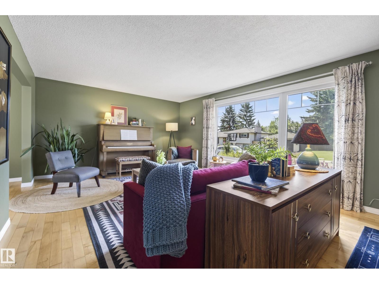 14332 51 AV NW - 10