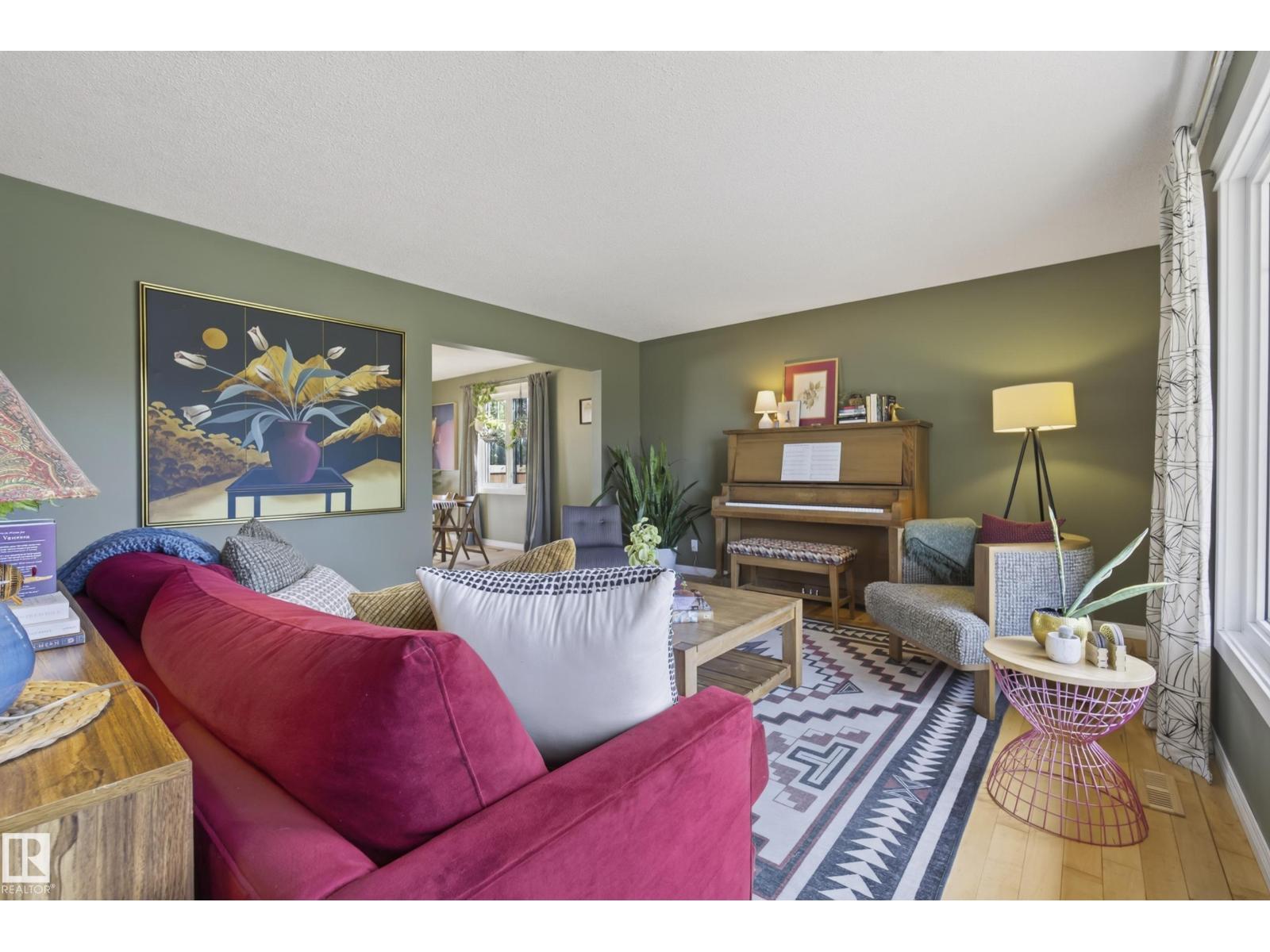 14332 51 AV NW - 12
