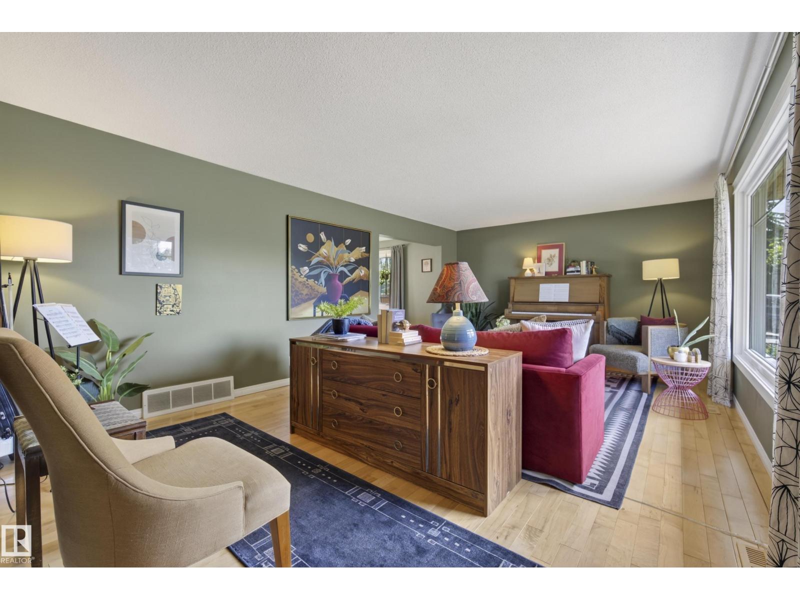 14332 51 AV NW - 9