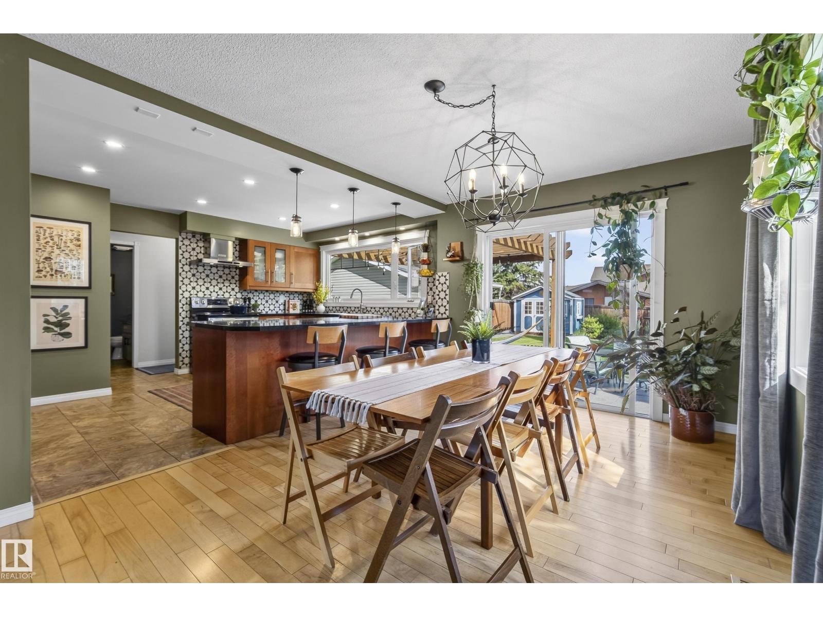 14332 51 AV NW - 15