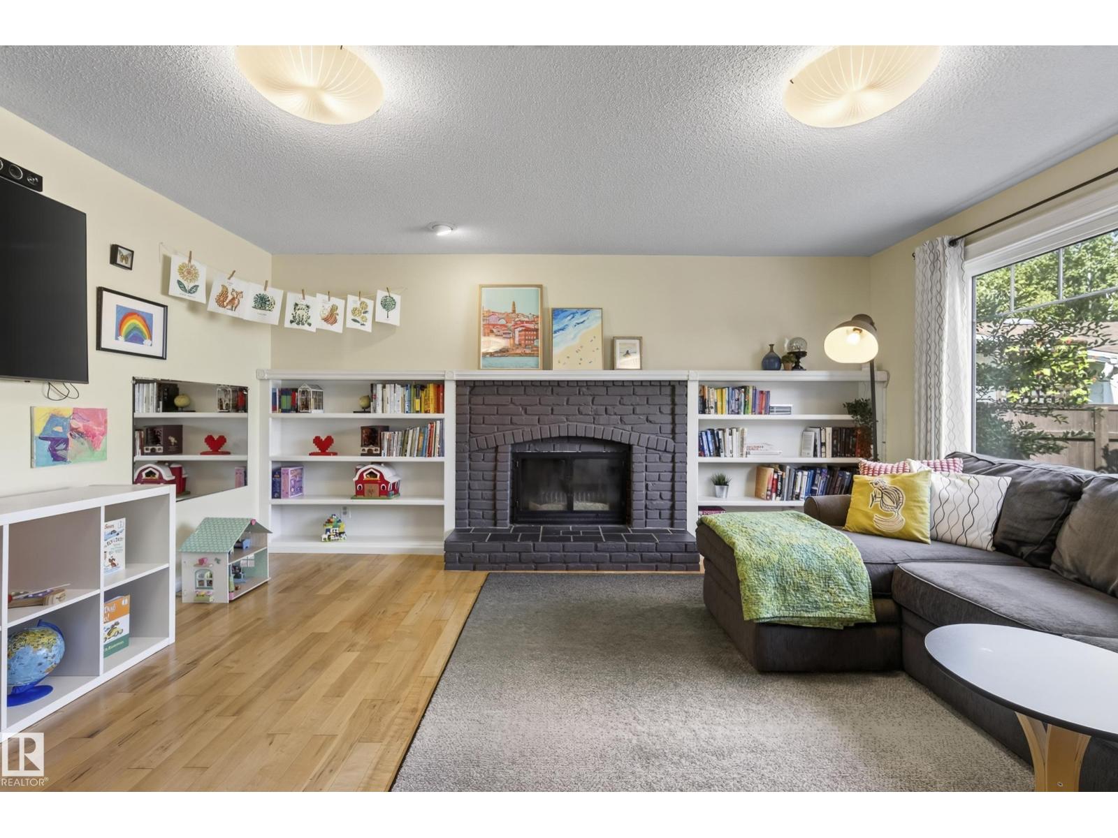 14332 51 AV NW - 23