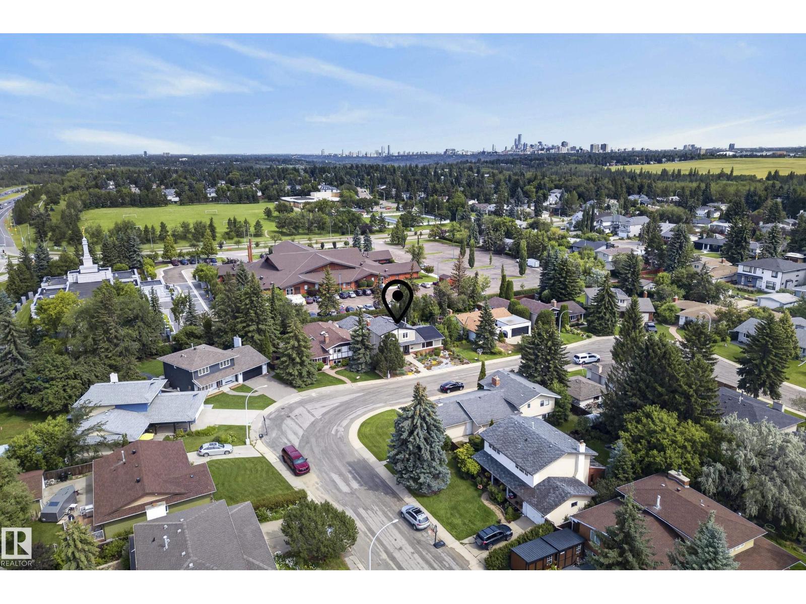 14332 51 AV NW - 52