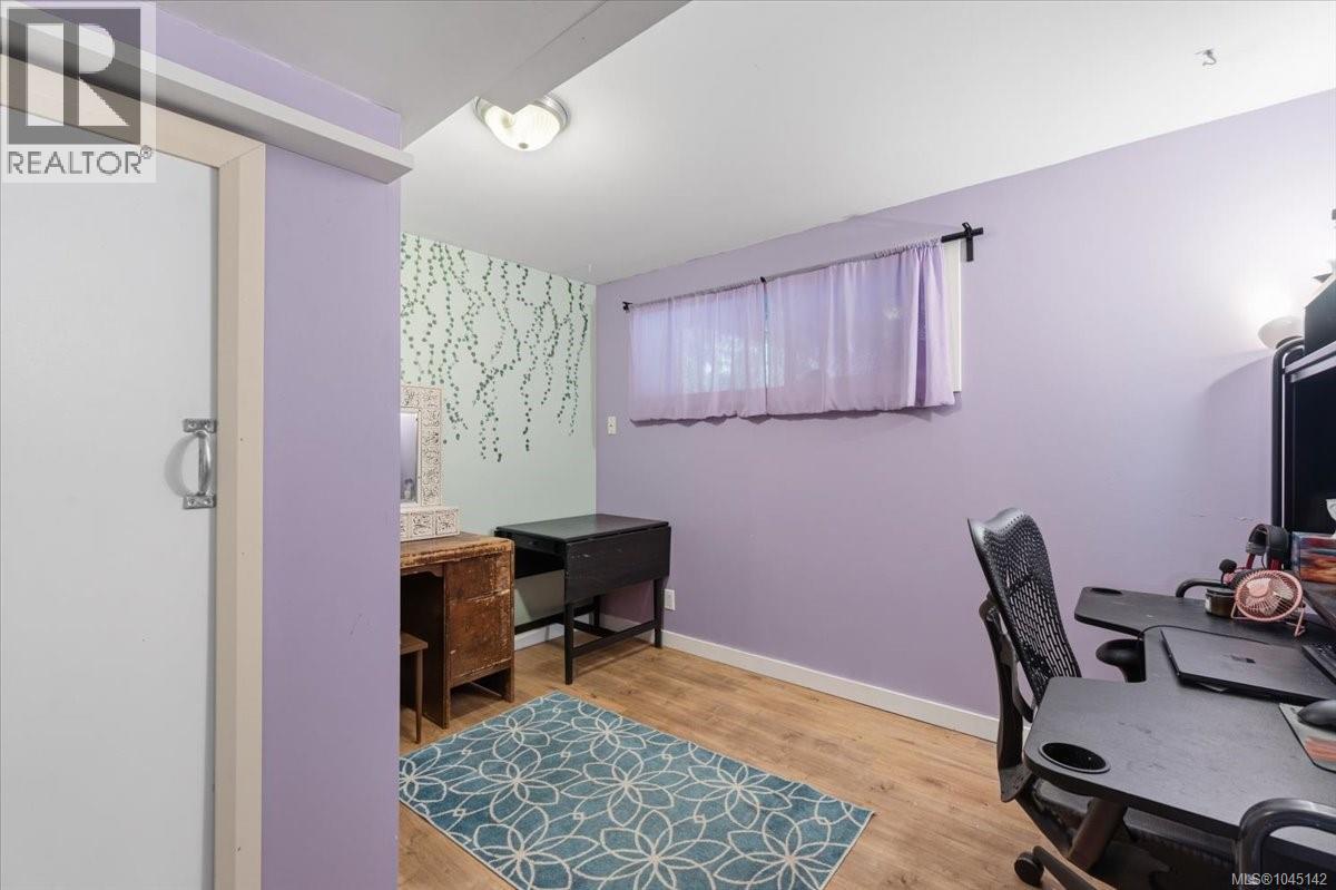 448 Lenhart Ave - Image 13