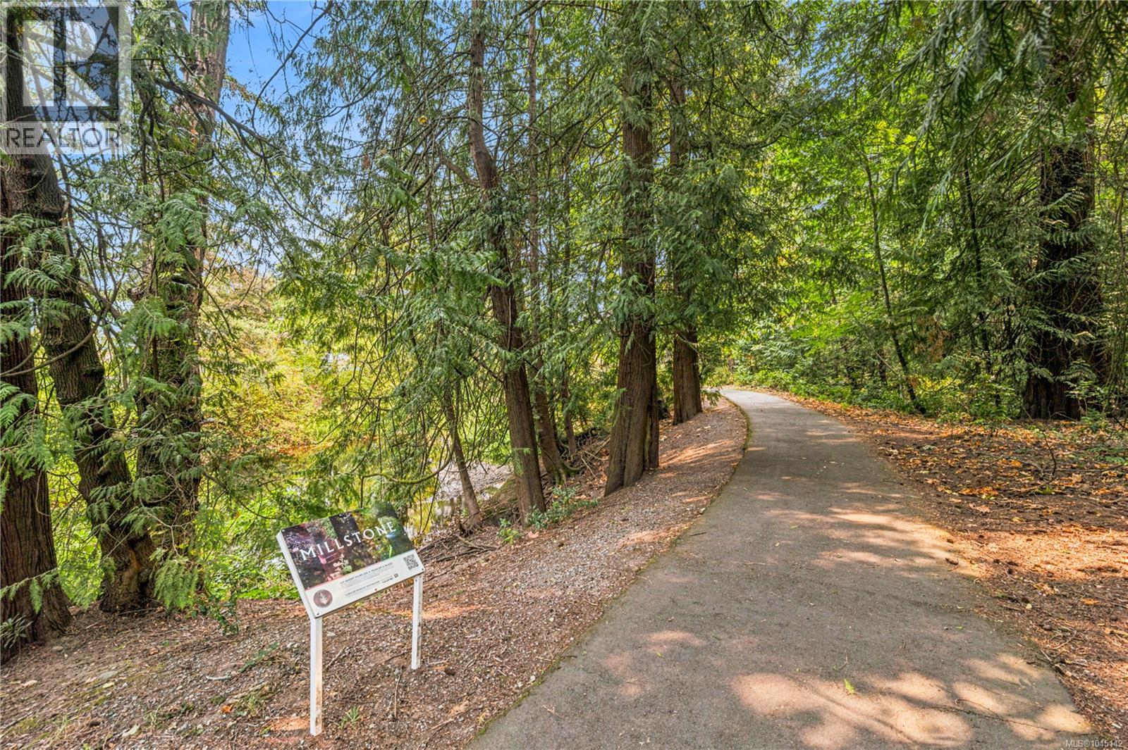 448 Lenhart Ave - 39