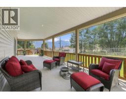 4pc Bathroom - 471 Woodward Avenue, Merritt, BC V0K1Y0 Photo 10