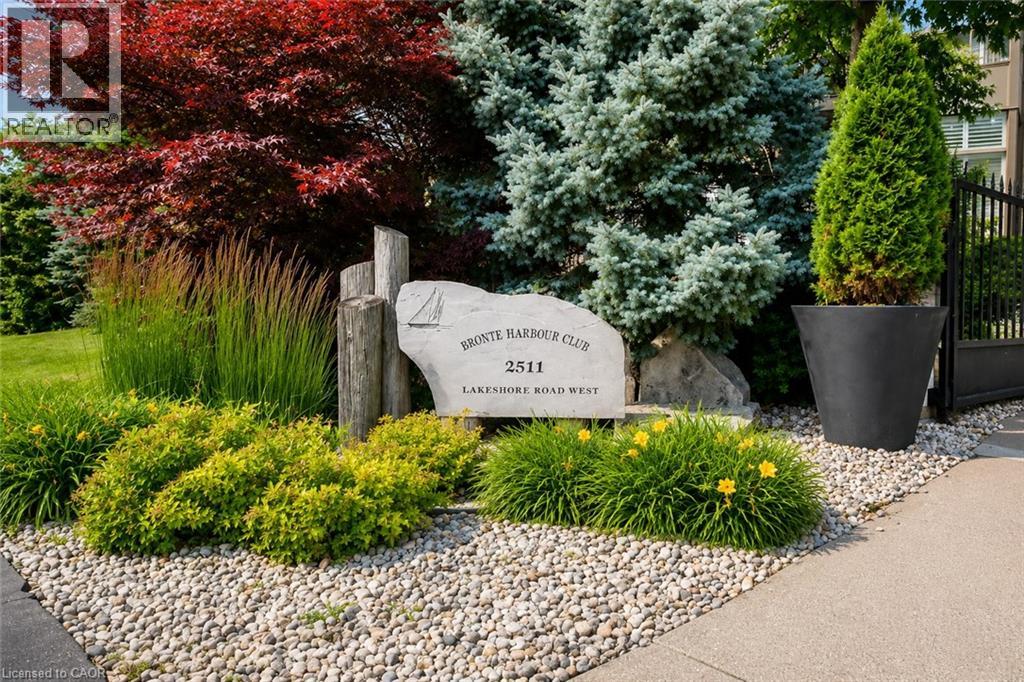 Photo of 2511 LAKESHORE Road