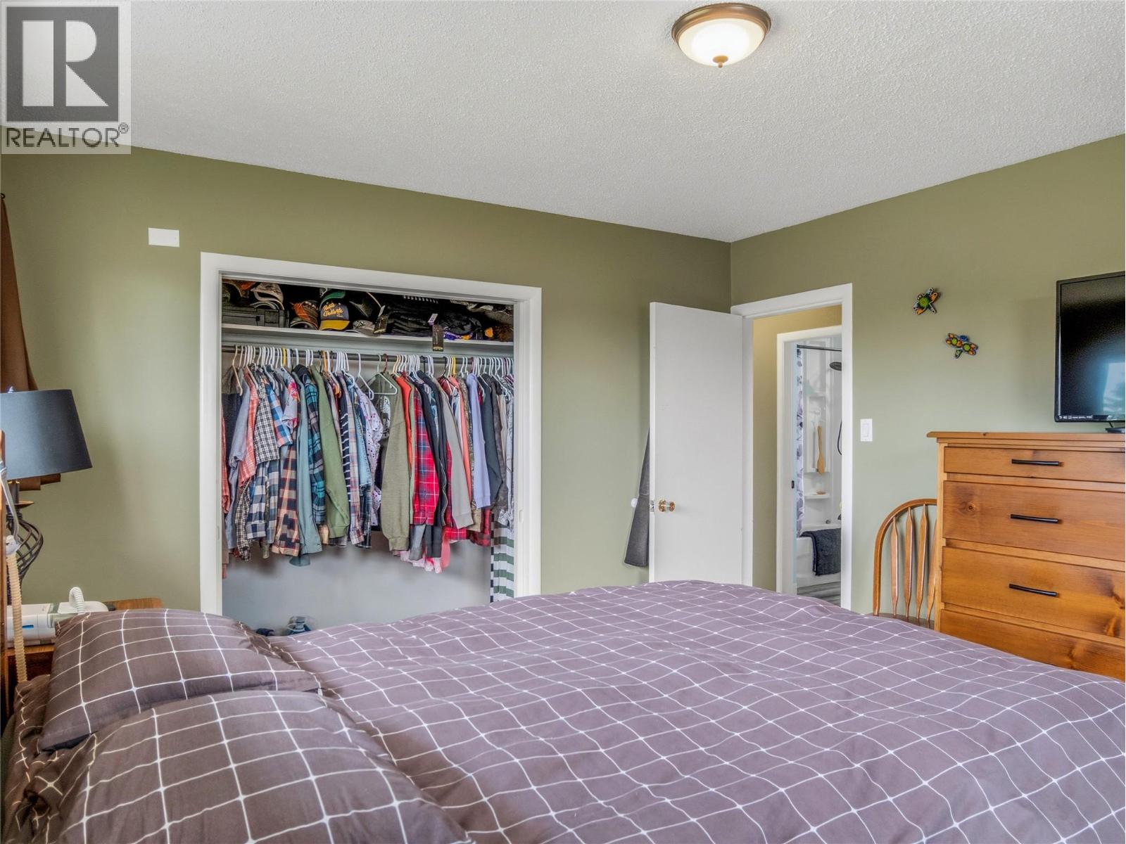 1324 93 Avenue - Image 10