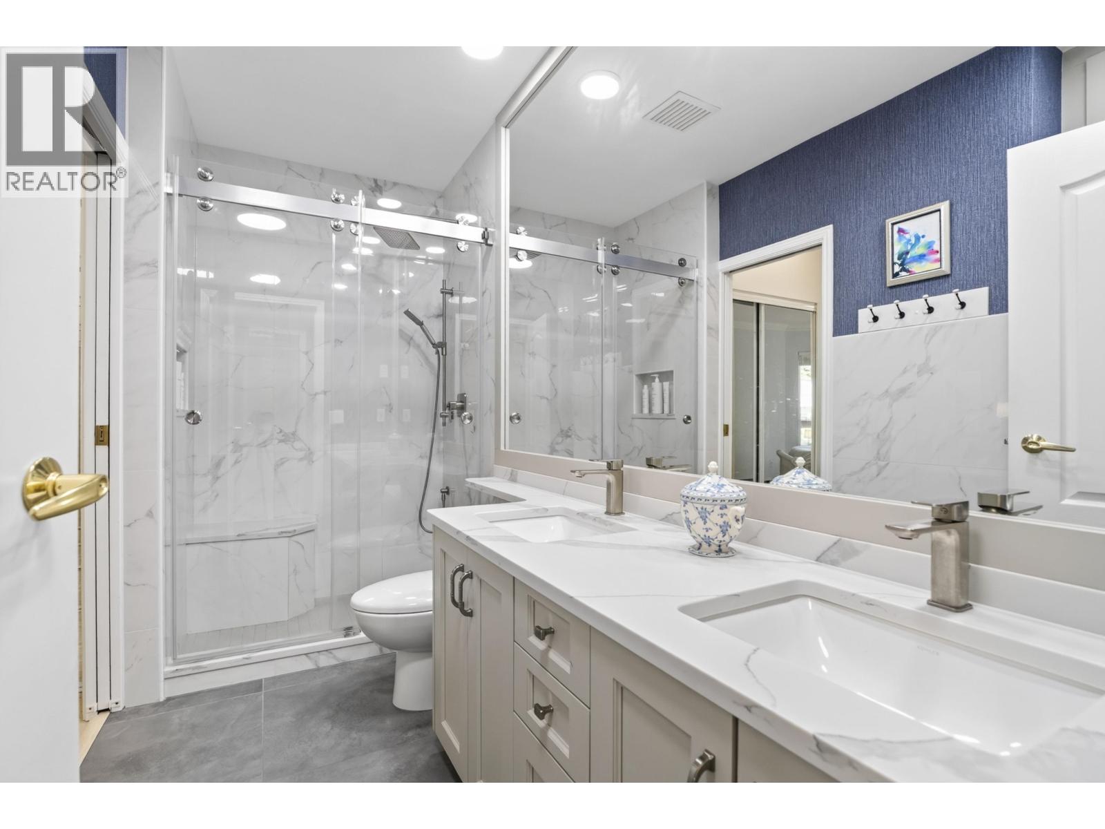 1 Bed, 1 Bath Apartment for Sale in Vancouver – 405 5735 HAMPTON PLACE, Vancouver – MLS# R3154153 - Image 20