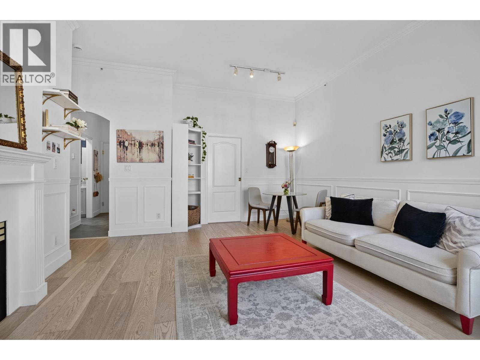 1 Bed, 1 Bath Apartment for Sale in Vancouver – 405 5735 HAMPTON PLACE, Vancouver – MLS# R3154153 - Image 9