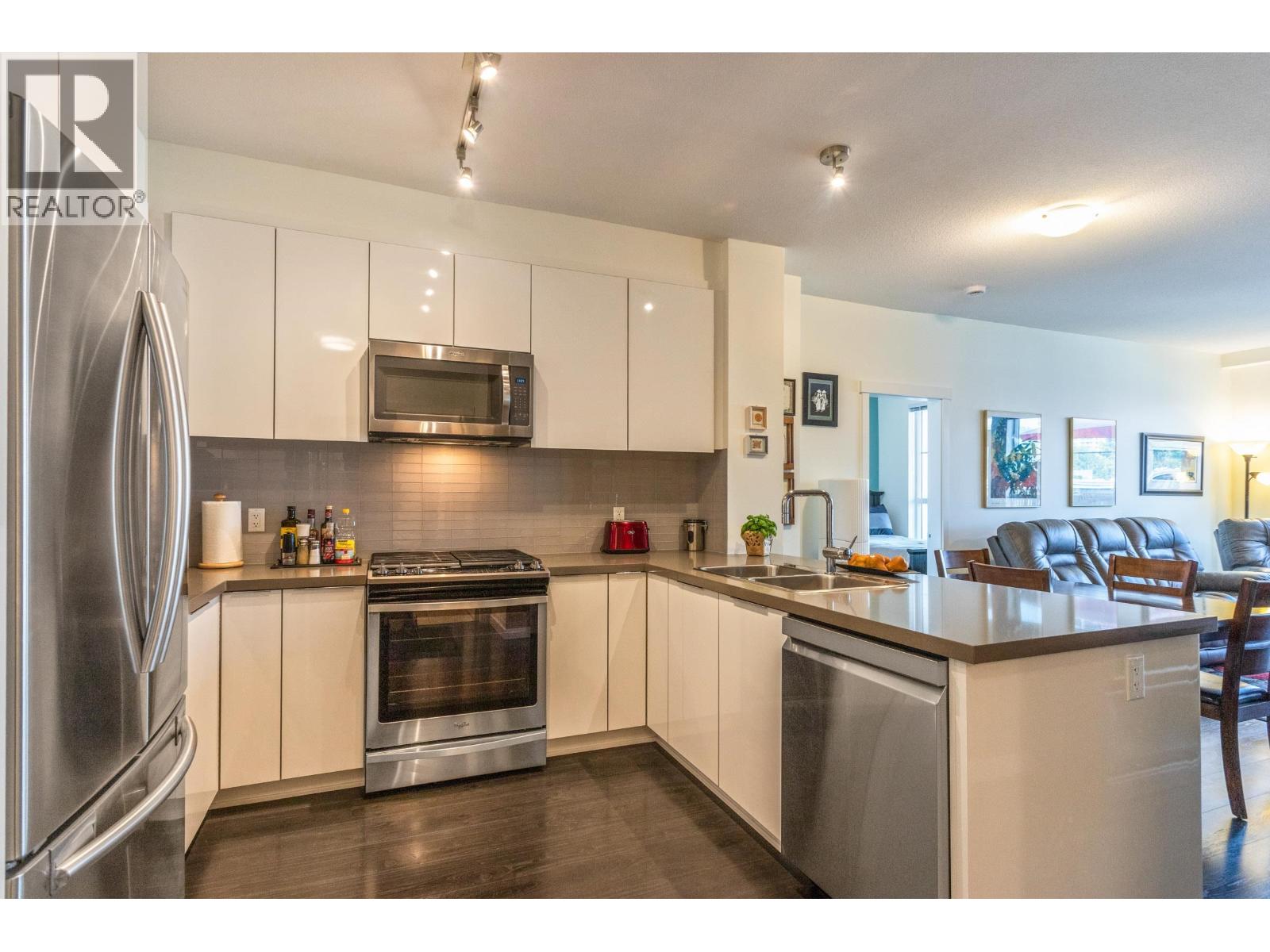 2 Bed, 2 Bath Apartment for Sale in Coquitlam – 502 609 COTTONWOOD AVENUE, Coquitlam – MLS# R3154281 - Image 3