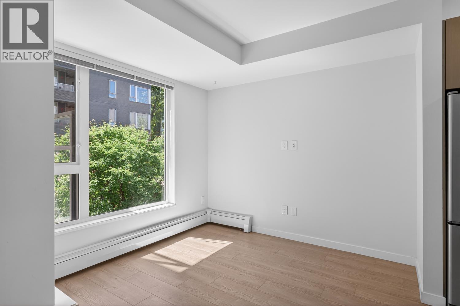 1 Bed, 1 Bath Apartment for Sale in Vancouver – 304 384 E 1ST AVENUE, Vancouver – MLS# R3154286 - Image 9